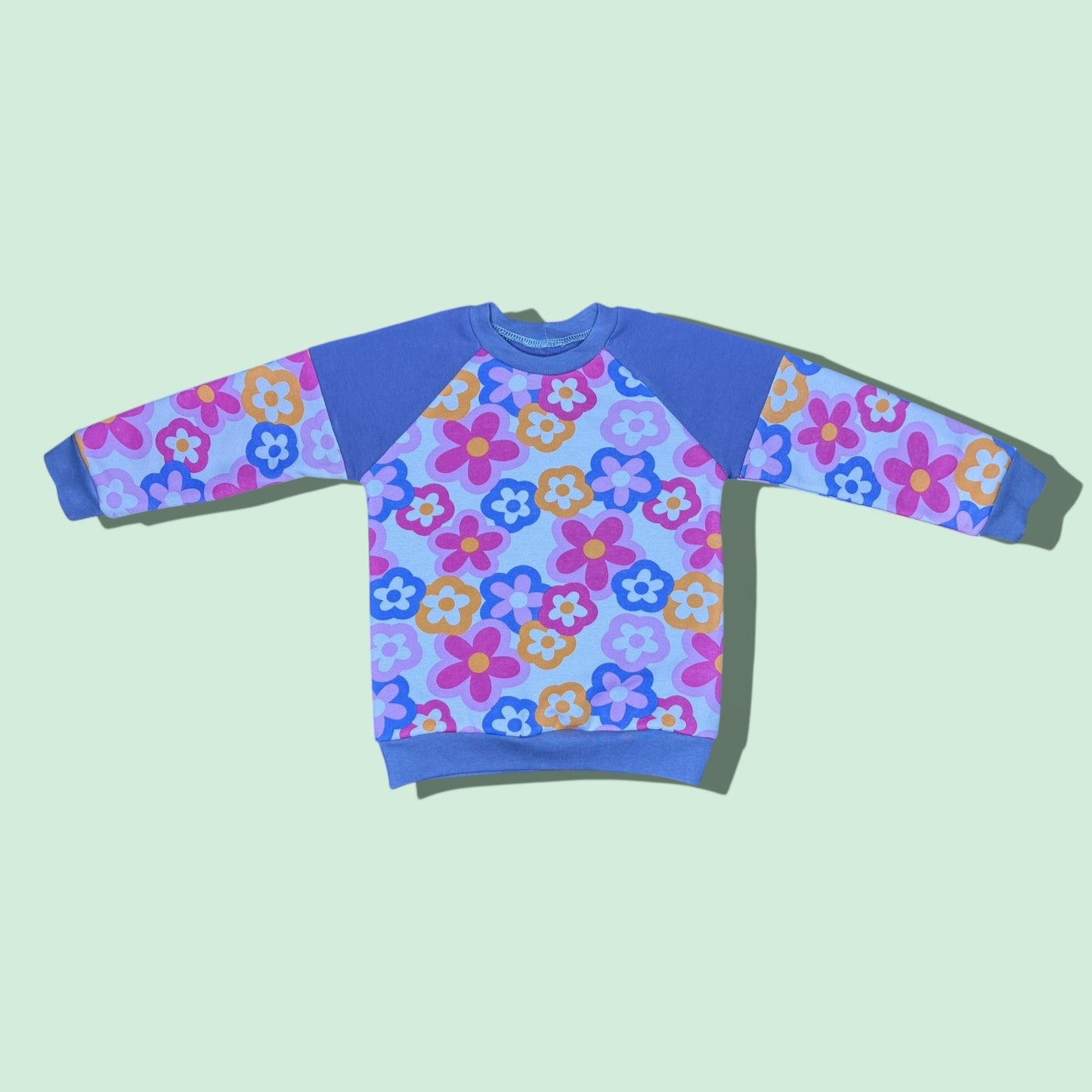 Daisy Raglan Sweatshirt - 2-3 years